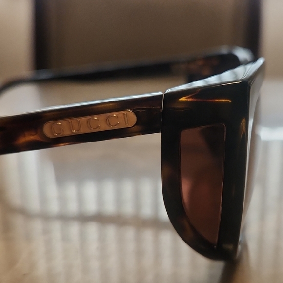 Gucci Brown Havana Brown Designer Sunglasses - Picture 1 of 9